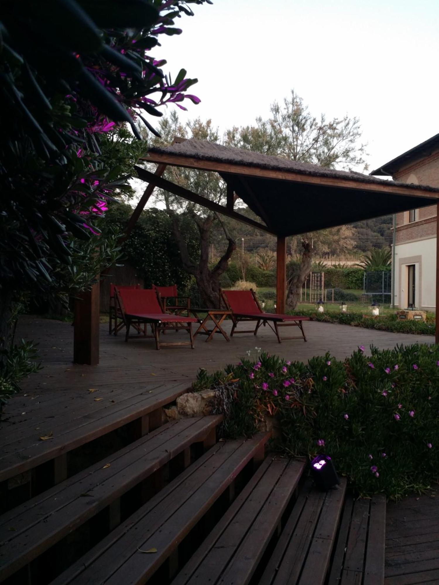 Cala Dei Mori Aparthotel Λιβόρνο Εξωτερικό φωτογραφία