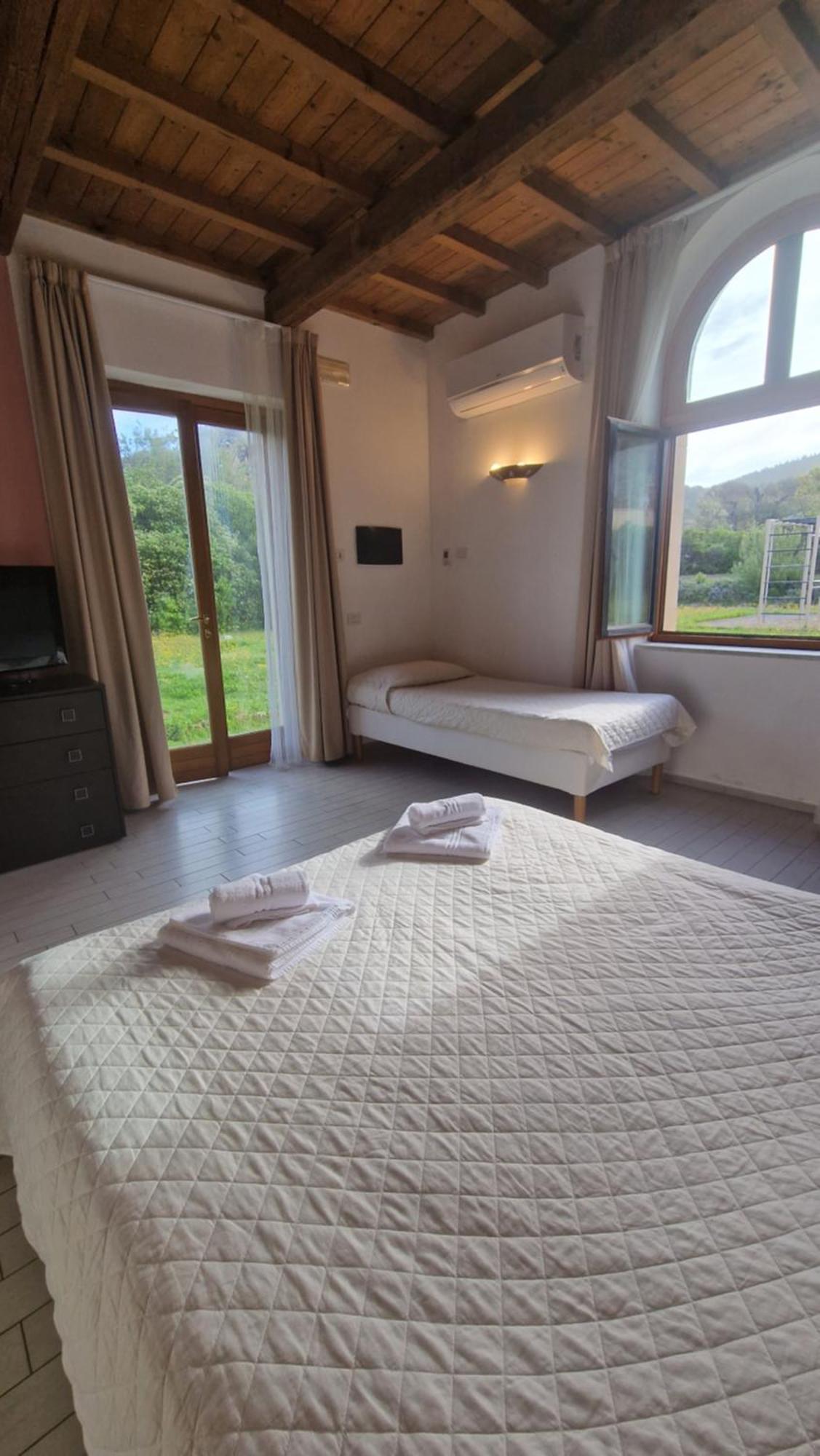 Cala Dei Mori Aparthotel Λιβόρνο Εξωτερικό φωτογραφία